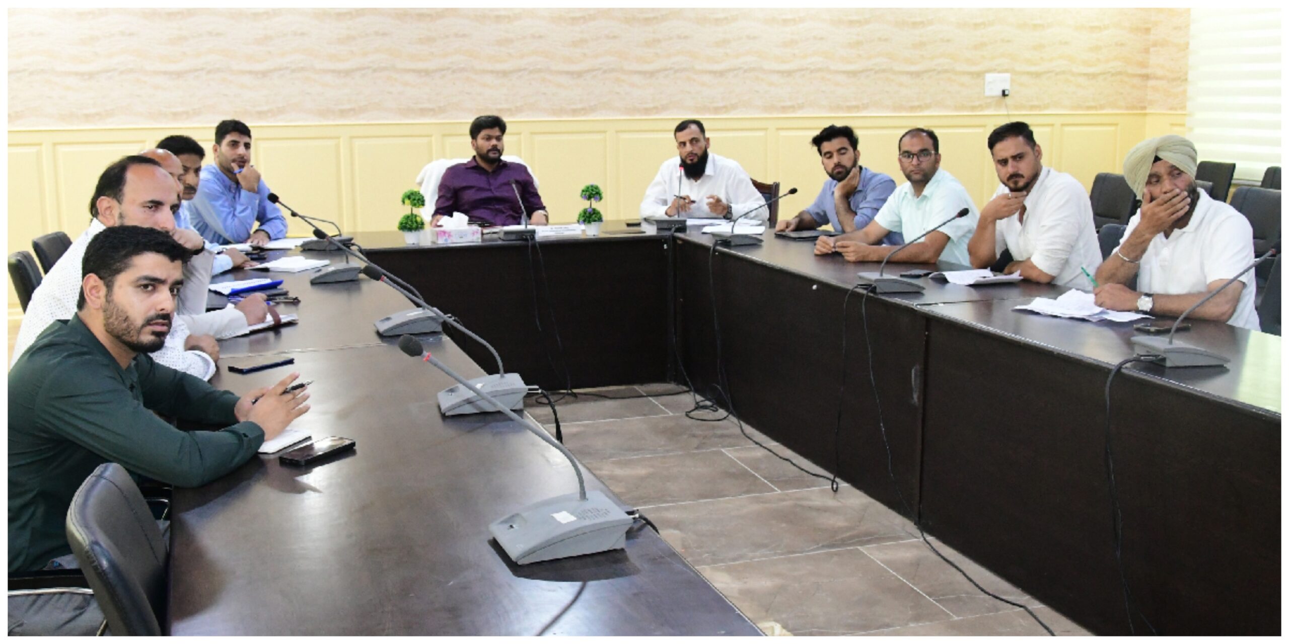 DC Ganderbal reviews progress of several schemes under RDD scaled