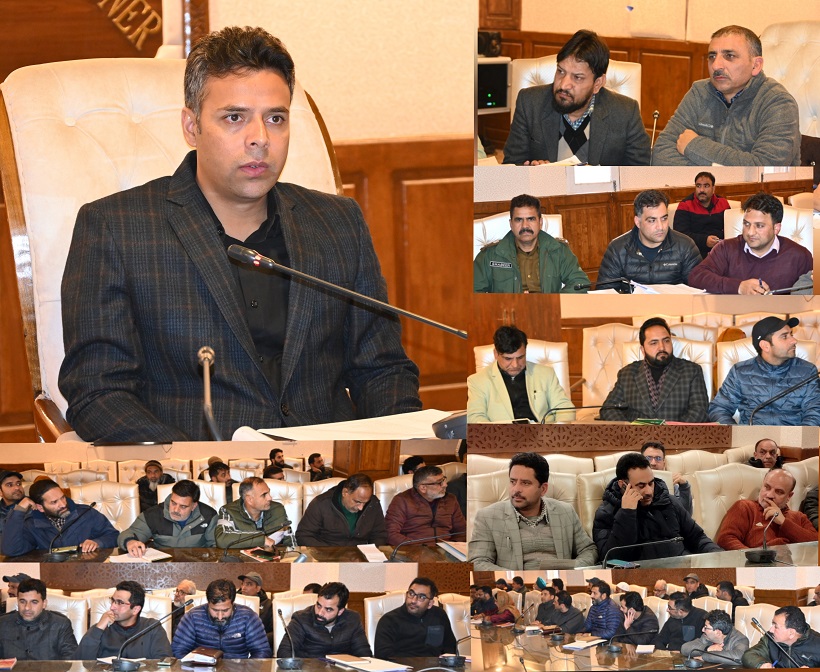 DC Kulgam finalises preparations for Viksit Bharat Sankalp Yatra