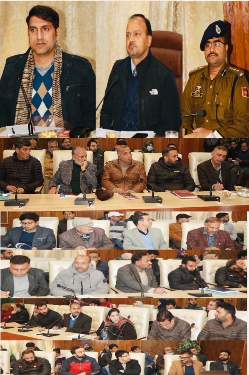 Vinay Kumar reviews preparedness for Viksit Bharat Sankalp Yatra in Srinagar District 23