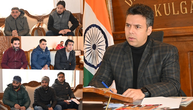 DC Kulgam reviews progress made in implementation of ‘PM Vishwakarma Scheme in district