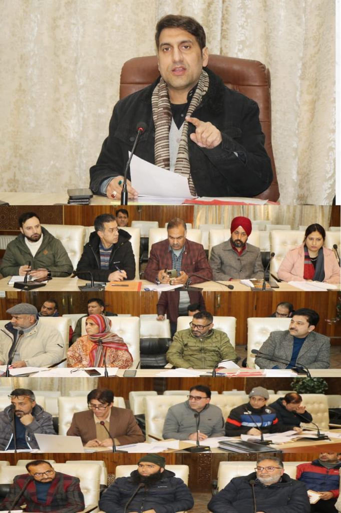 DC Srinagar reviews progress of establishment of new Industrial Estates